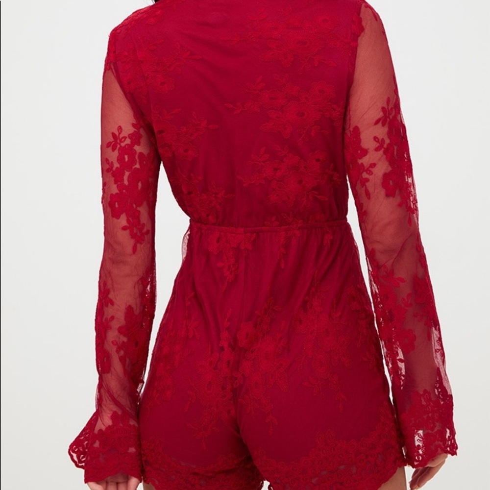 Red lace romper - Picture 3 of 3